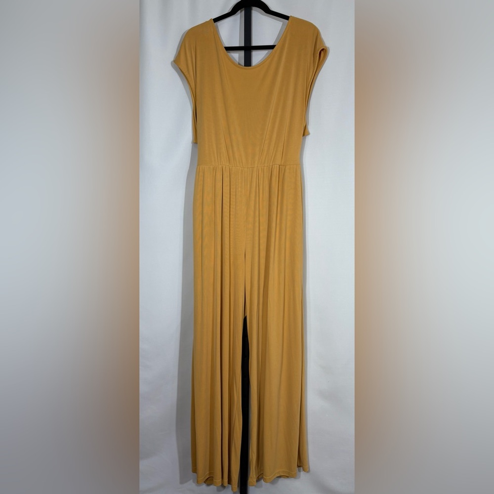 Free People Back Tie Short Sleeved Jumpsuit with Pockets - Women’s Medium- Gold